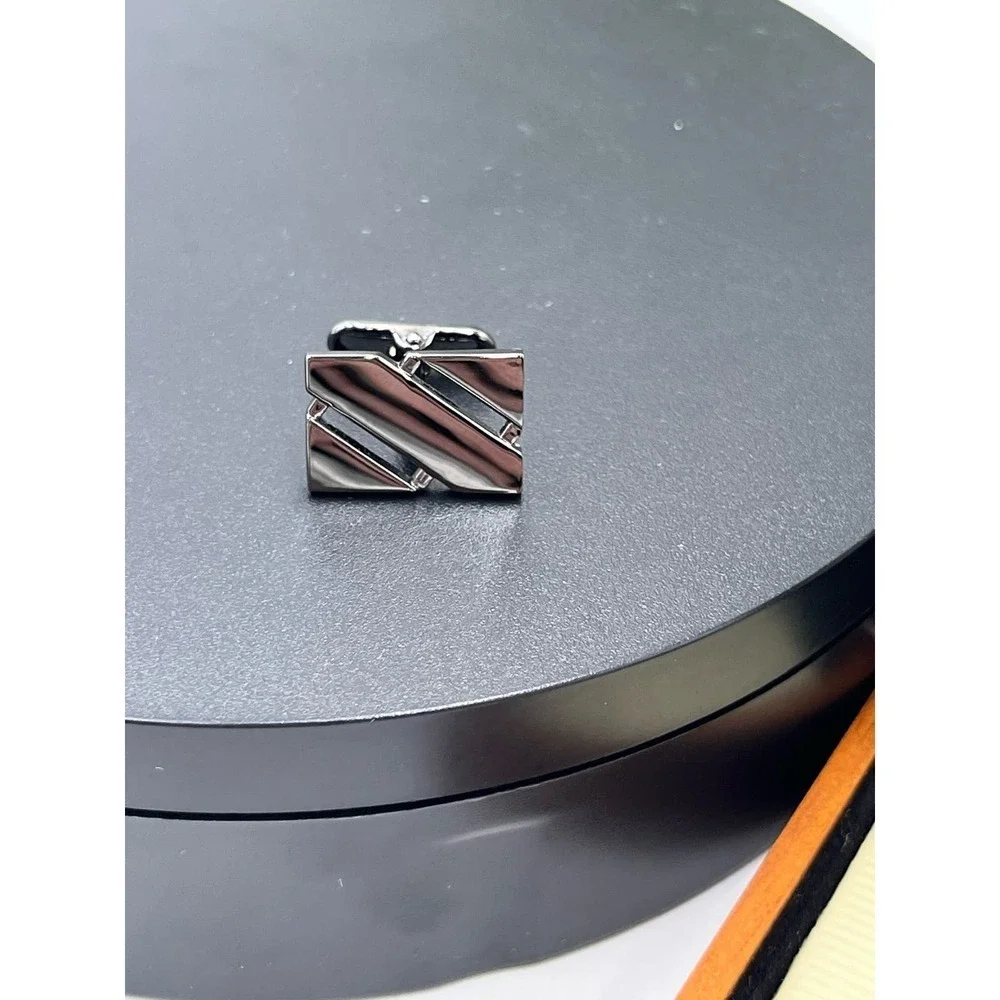 Roundtree & Yorke‎ Gunmetal Diagonal Cufflinks in Wooden Box New